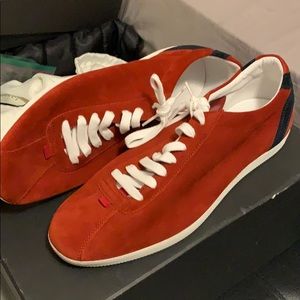 Gucci Shoe- Leather upper and Ru Softy Color red